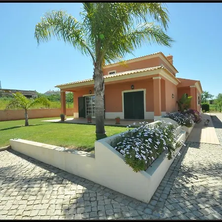 Vila Macas